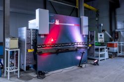 Romberg_Fertigungsmaschine04.jpg